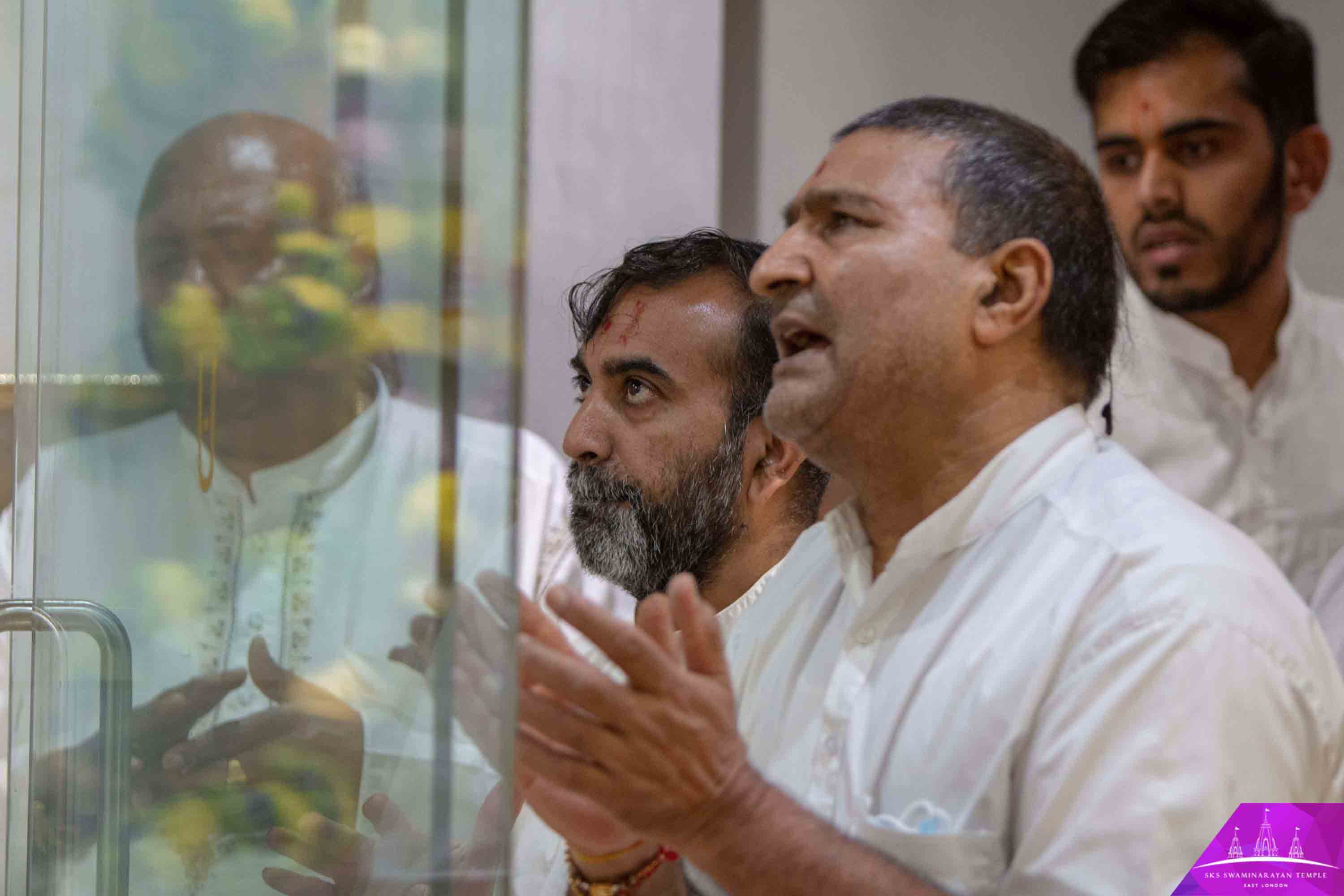 ©1987-2017 SKS Swaminarayan Temple East London